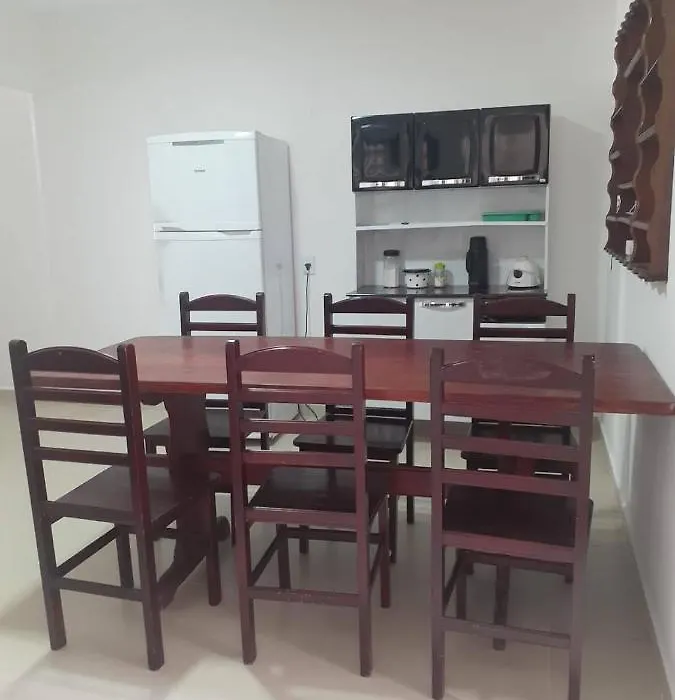 Casa a 80m da Praia das Toninhas-1