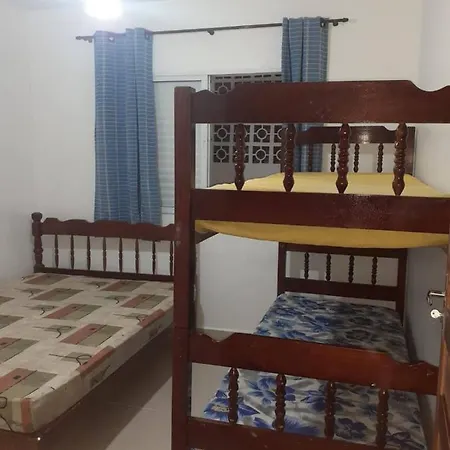 Casa a 80m da Praia das Toninhas-2